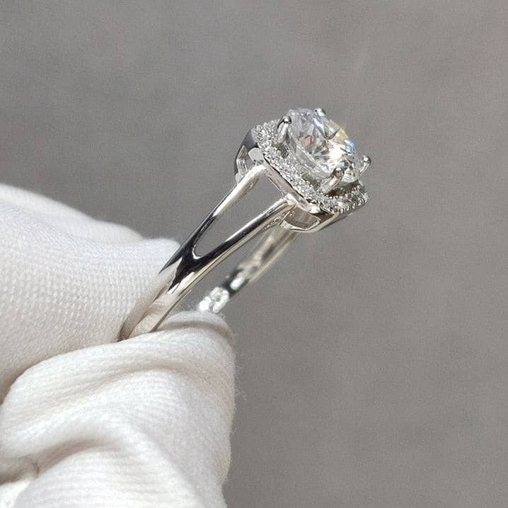 1 Carat 6.5mm Round Cut Moissanite Split Shank Engagement Ring - Black Diamonds New York