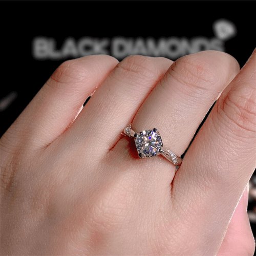 18K White Gold 1 Carat Round Diamond Halo Engagement Ring | Barkev's