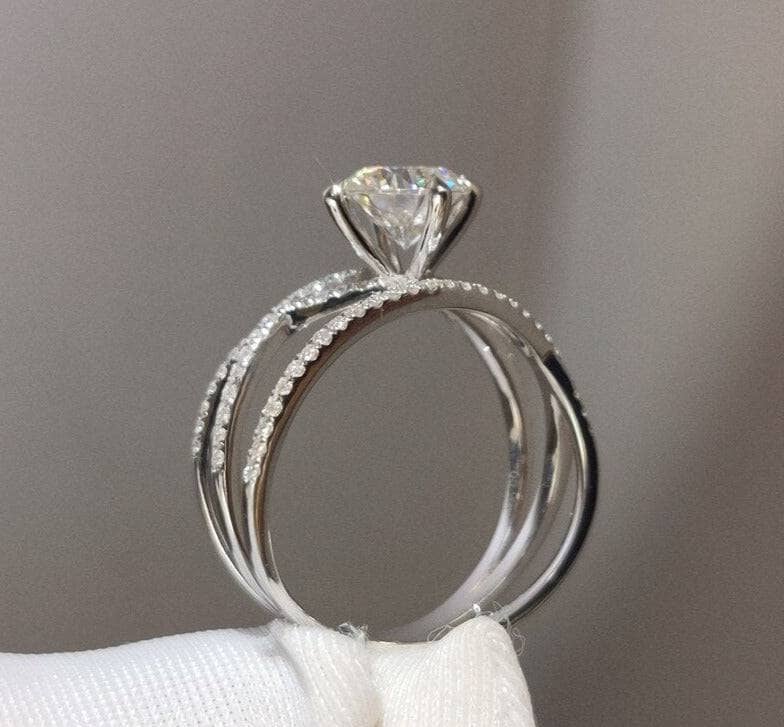 1 Carat Round Cut Diamond Eternal Love Engagement Ring-Black Diamonds New York