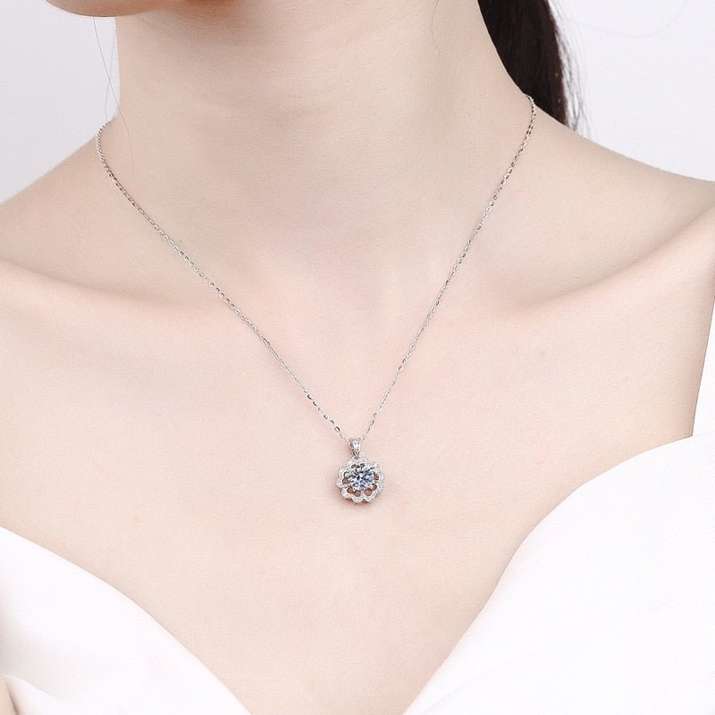 1.0 ct Round Cut Diamond Flower Necklace-Black Diamonds New York