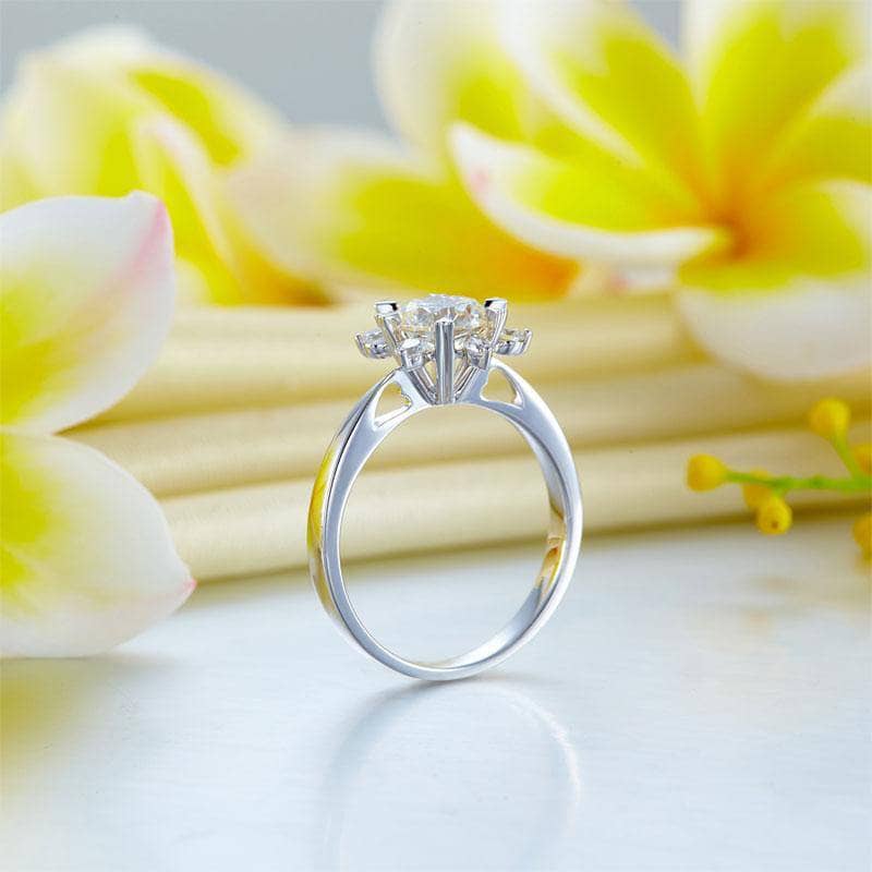 14K White Gold 1ct Moissanite Diamond Flower Ring