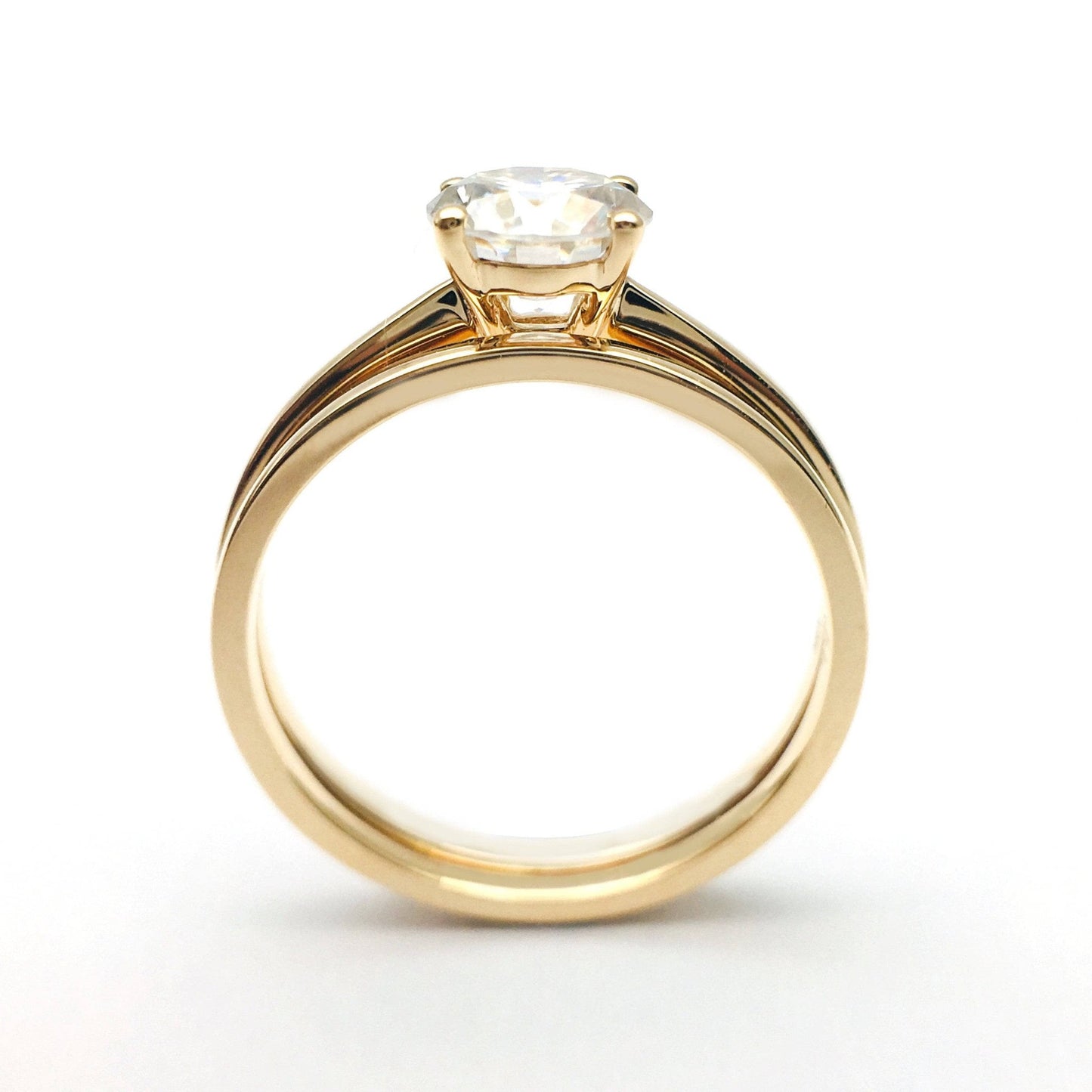 18k Round Cut Moissanite Solid Gold Engagement Ring-Black Diamonds New York