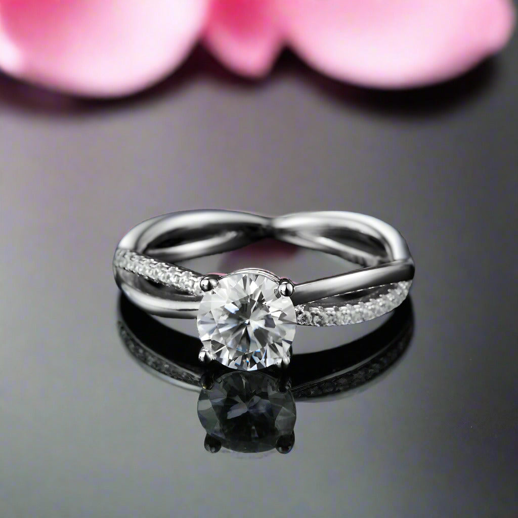 1Ct VVS1 Diamond Twist Promise Ring-Black Diamonds New York