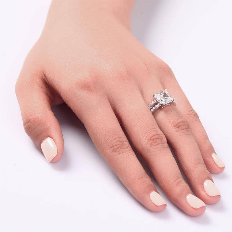2 Carat Created Diamond Wedding Engagement Ring