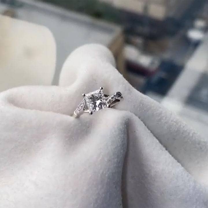 2.0 Carat Princess Cut Women's Engagement Ring
