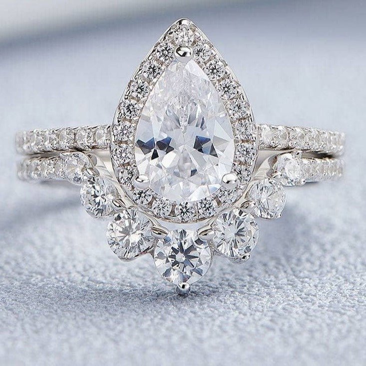 2.7Ct Halo Pear Cut EVN Stone Engagement Ring Set-Black Diamonds New York