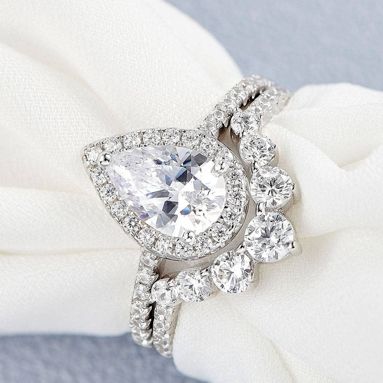 2.7Ct Halo Pear Cut EVN Stone Engagement Ring Set-Black Diamonds New York
