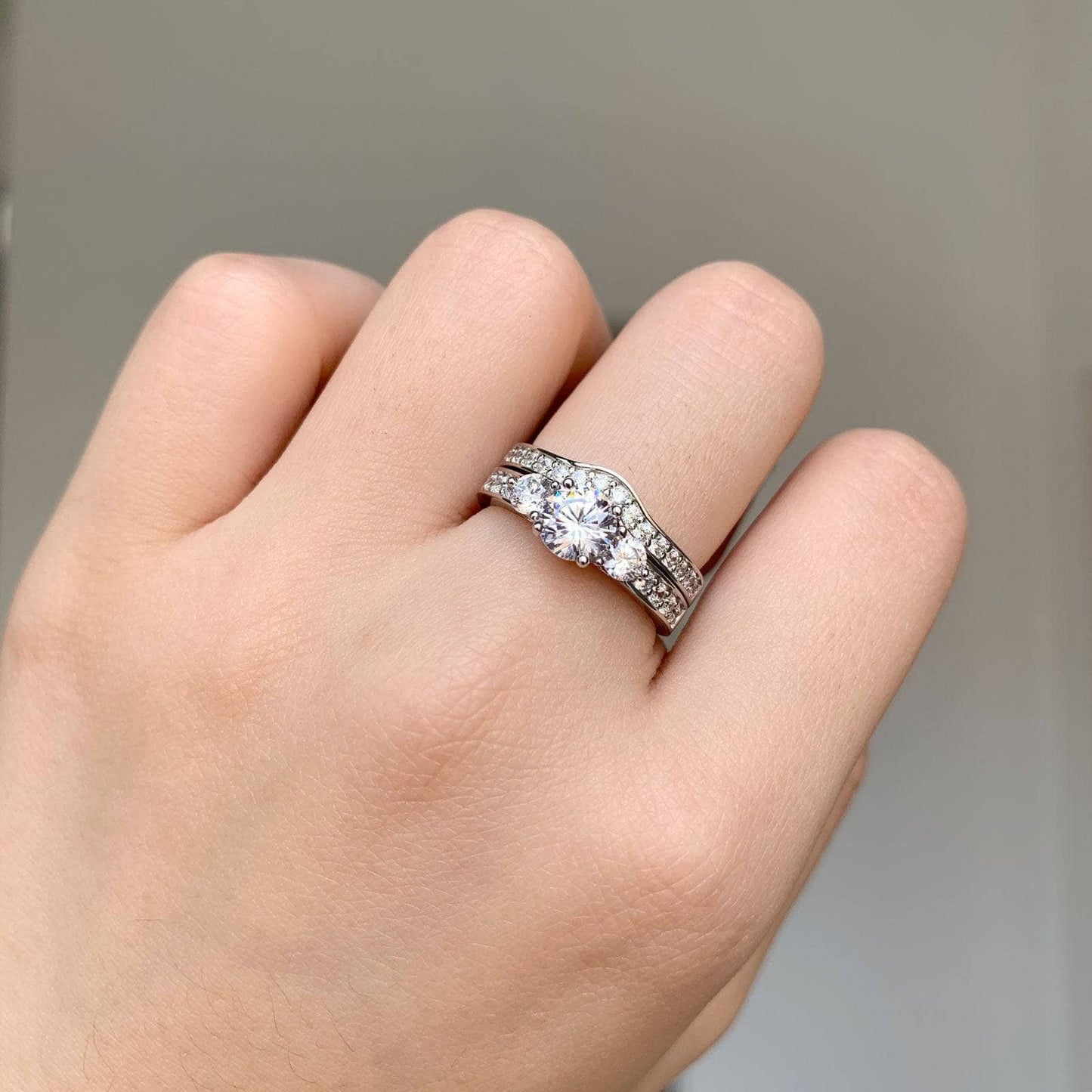 2pcs 3 Stone Round Cut EVN™ Diamond Wedding Ring Set - Black Diamonds New York