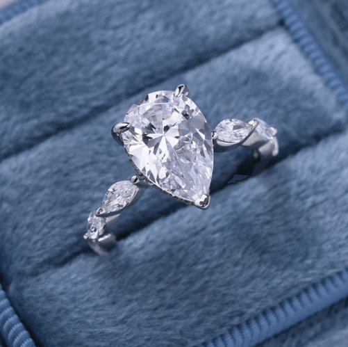 30 carat pear shaped diamond Clearance