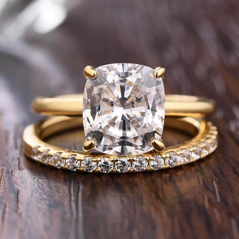 3.0ct 4 Prong Classic Yellow Gold Cushion Cut Bridal Ring-Black Diamonds New York