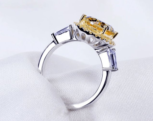 5ct Luxury Oval Yellow Moissanite Diamond Ring-Black Diamonds New York