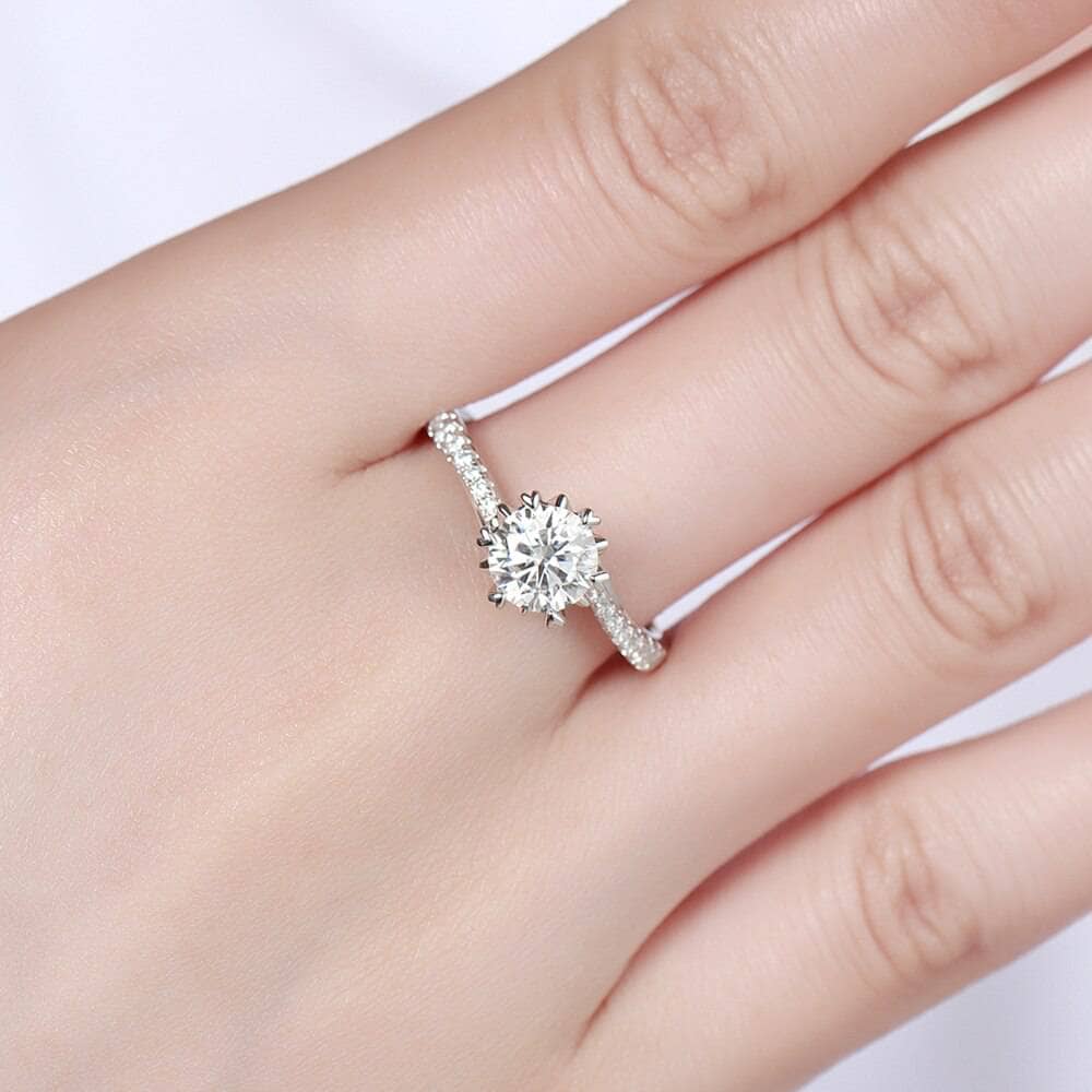 6.5mm 1ct Round Cut Moissanite Engagement Ring - Black Diamonds New York