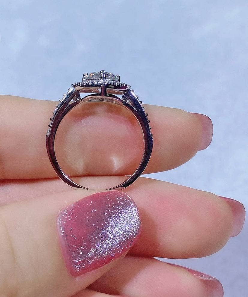 6.5MM 1ct Round Cut Moissanite Heart Engagement Ring-Black Diamonds New York