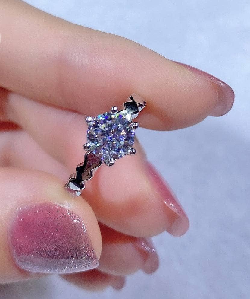 6.5mm 1ct Round Cut Moissanite Upscale Adjustable Engagement Ring - Black Diamonds New York