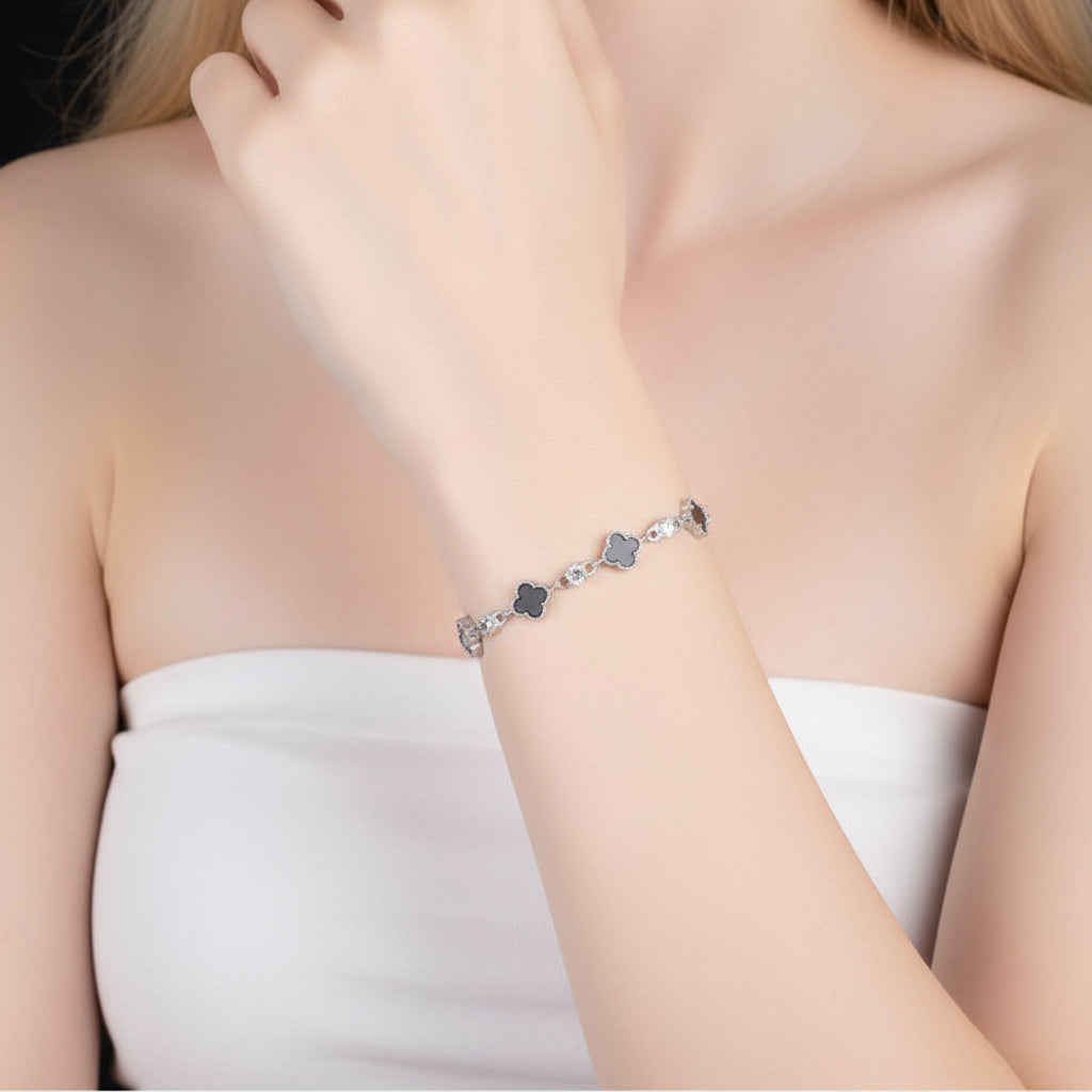 Black Clover Shape Bracelet-Black Diamonds New York