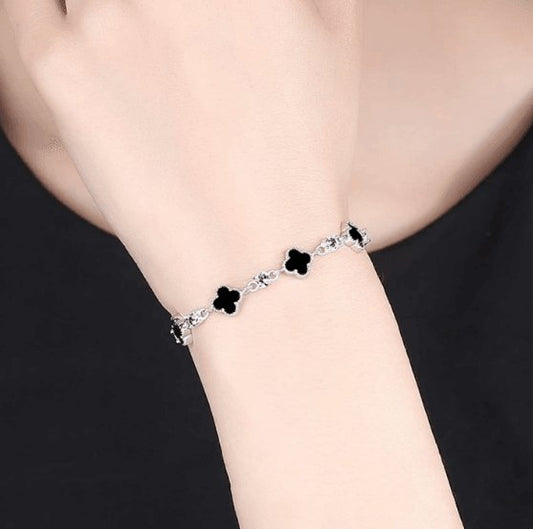 Black Clover Shape Bracelet - Black Diamonds New York