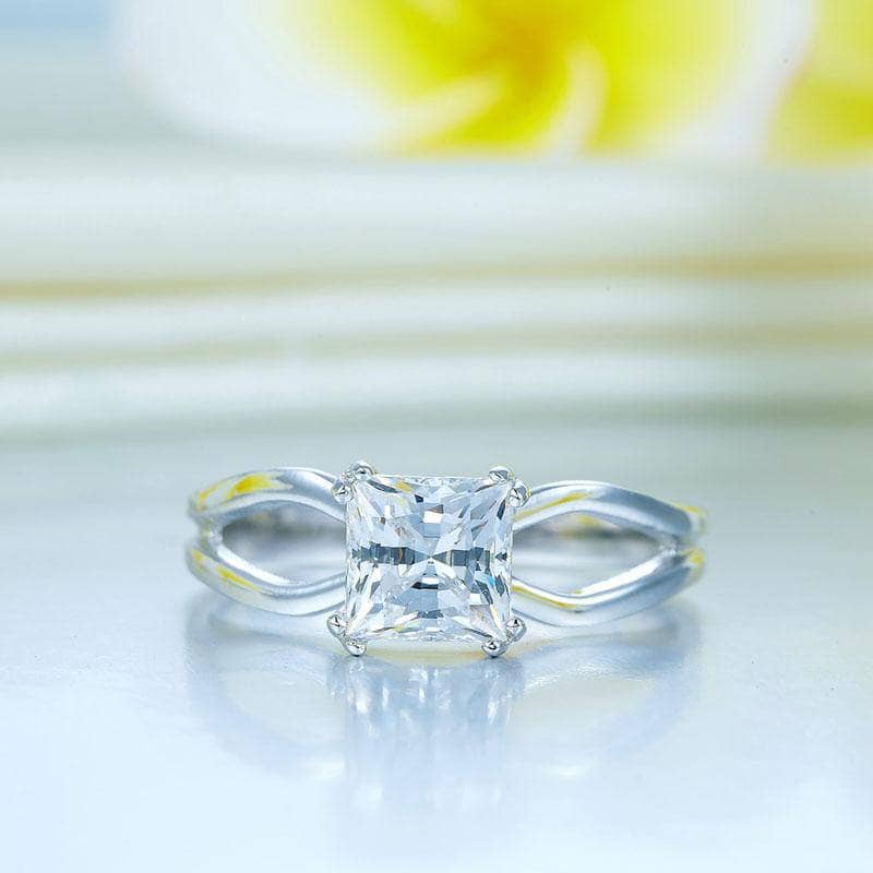Created Diamond Princess Cut 1 Ct Engagement Ring