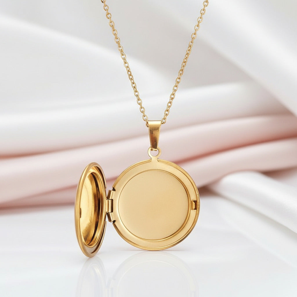 Customized Photo Locket Necklace-Black Diamonds New York