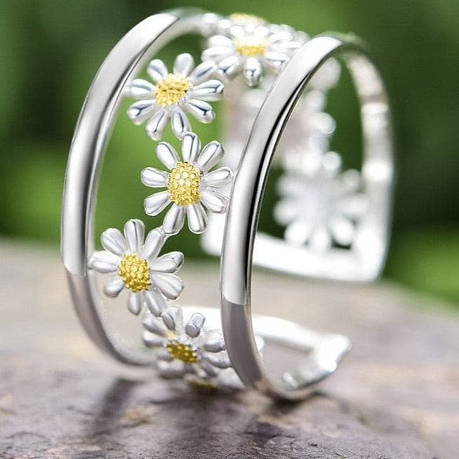 Daisy Flower Adjustable Ring-Black Diamonds New York