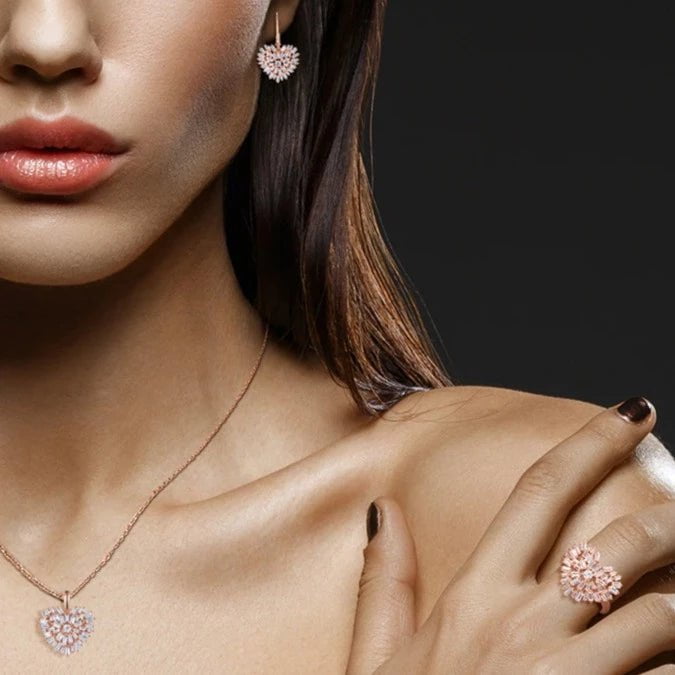 Elegant EVN Stone Heart Shaped Jewelry Set-Black Diamonds New York
