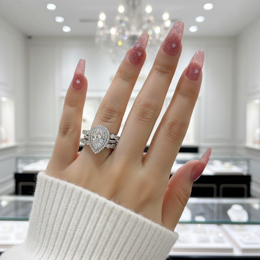 Pear shaped diamond wedding set Clearance