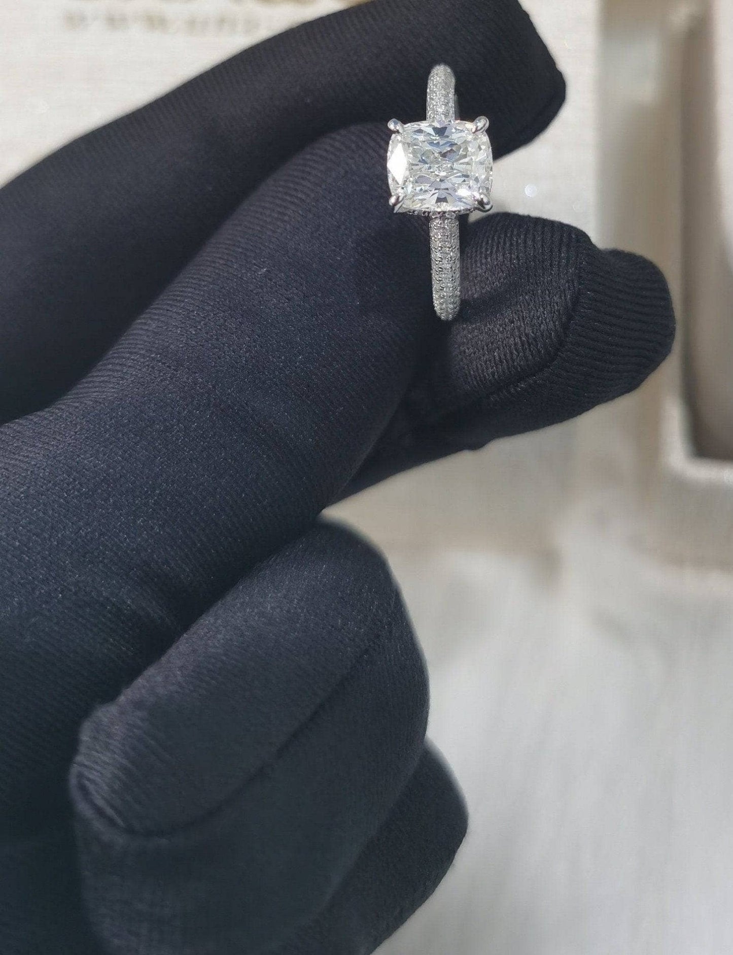 EVN™ Diamond 2.0CT-5.5CT Sparkly Cushion Cut Ring-Black Diamonds New York