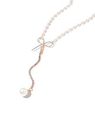 CVD Diamond Chic Necklace with long pendent of Pearl