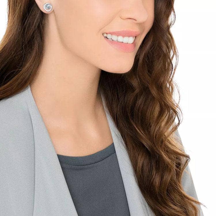 CVD DIAMOND Pear Flower Design Pierced Earring