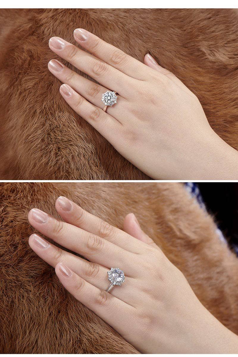 CVD Diamond Ring Fashionable Flower Shape (3CT)