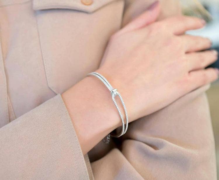 CVD DIAMOND Special Design Knot Shape Bracelet