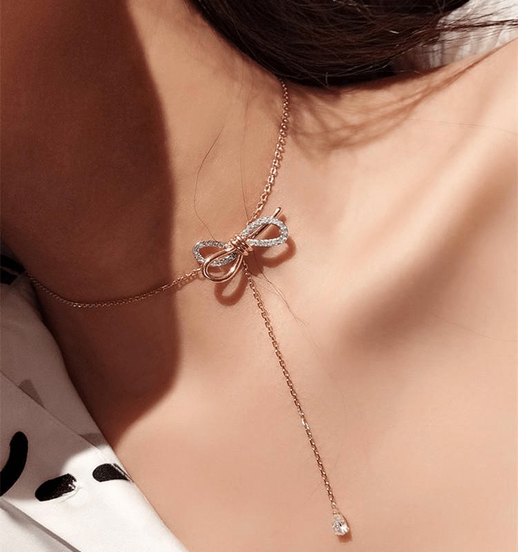 CVD Diamond Special Necklace in the Shape of A Bow