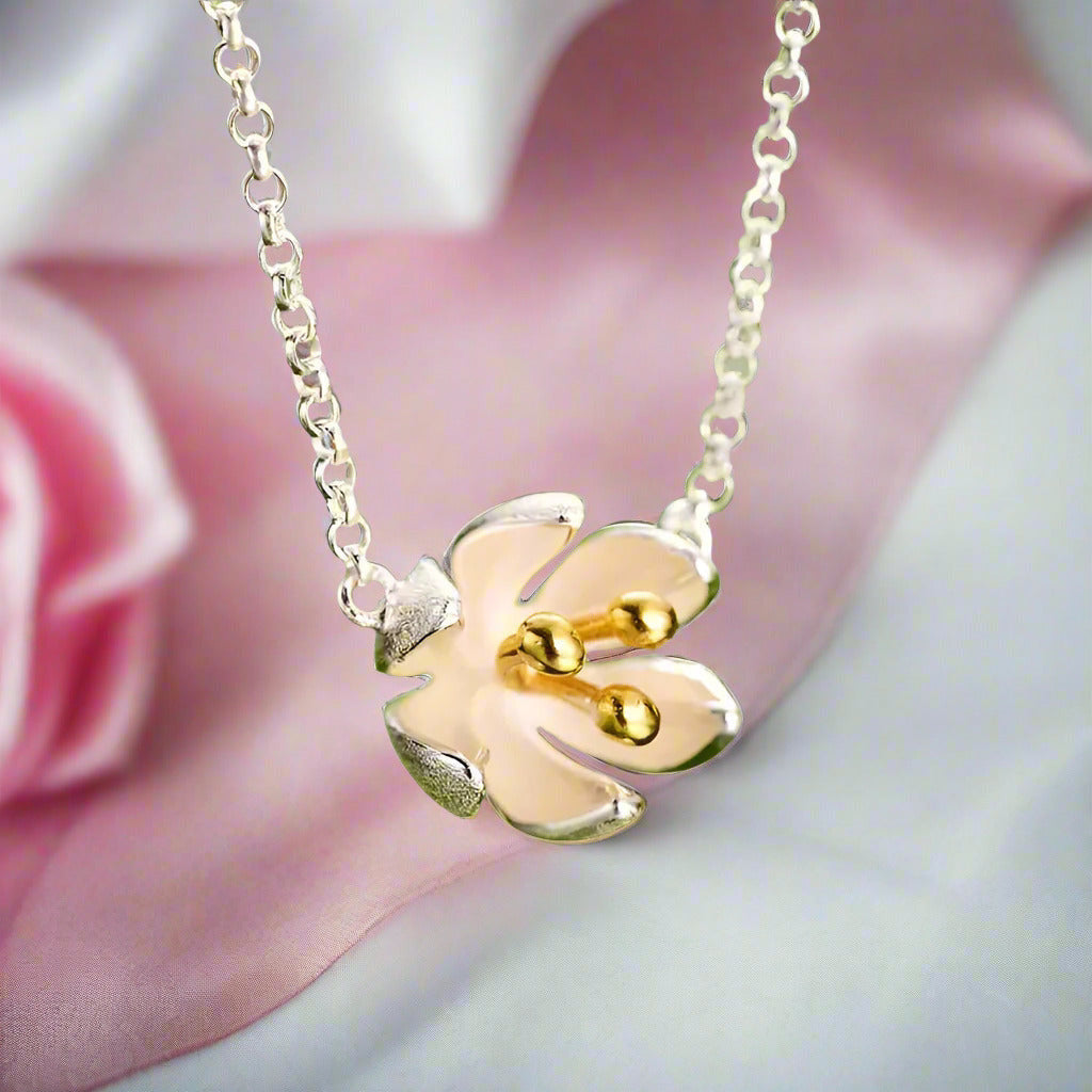 Fresh Blooming Flower Necklace-Black Diamonds New York