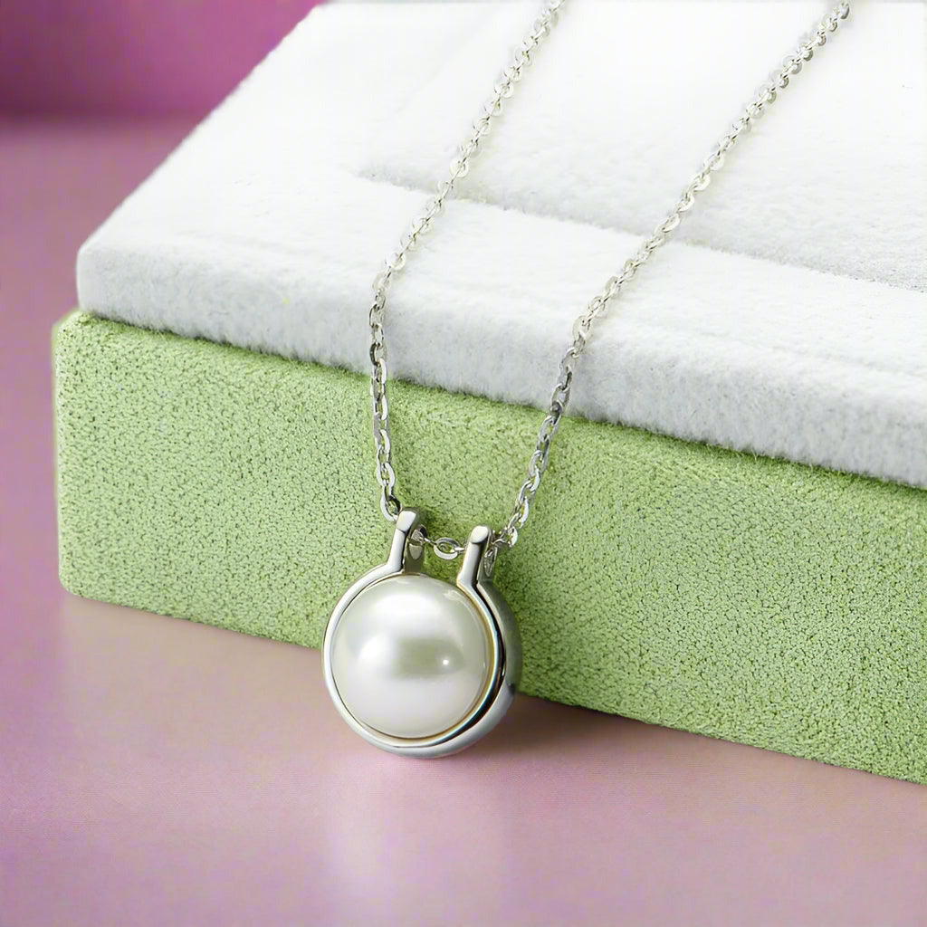 Freshwater Pearl Pendant Necklace-Black Diamonds New York