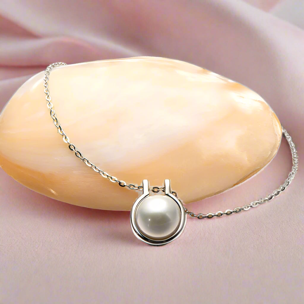 Freshwater Pearl Pendant Necklace-Black Diamonds New York