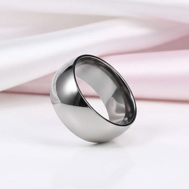 Glossy Dome Men's Titanium Wedding Band-Black Diamonds New York