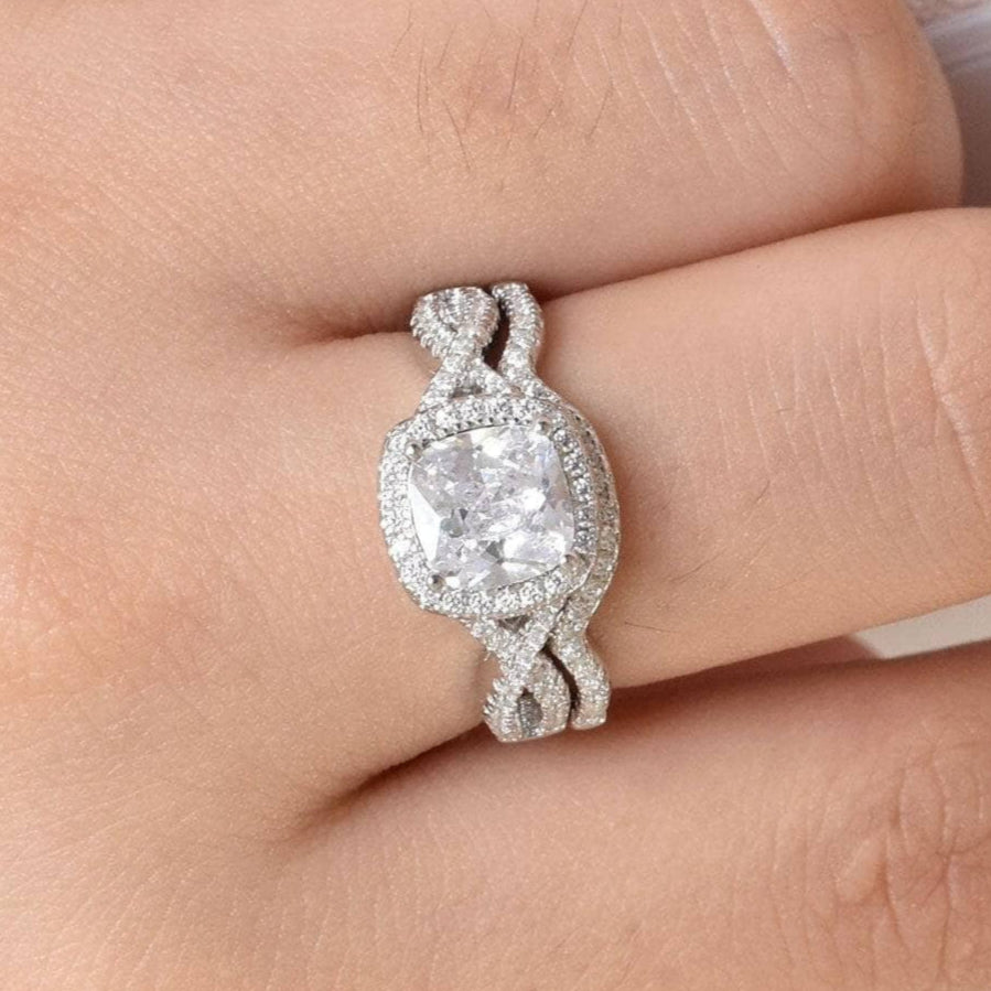 Halo Cushion Cut Diamond Infinity Engagement Ring Set – Black