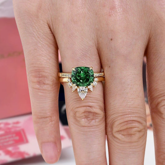Luxurious Emerald Green Cushion Cut Wedding Ring Set-Black Diamonds New York