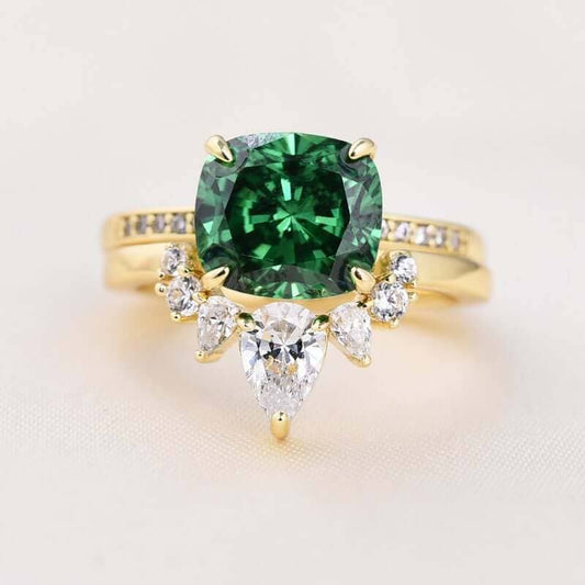 Luxurious Emerald Green Cushion Cut Wedding Ring Set-Black Diamonds New York