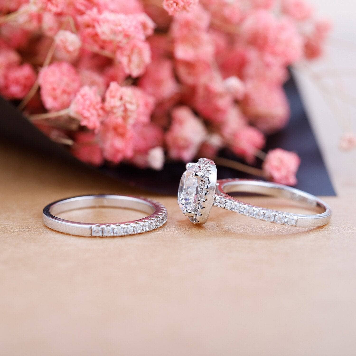 Sparkling Pink Rings for Woomen Luxury 925 Silver Color Cushion Pink High  Carbon Diamond Rings Exquisite Wedding Bridal Jewelry
