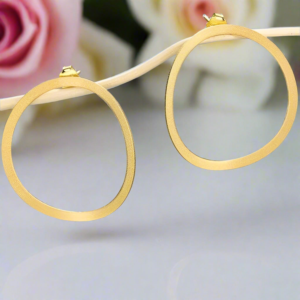 Minimalism Hoop Dangle Earrings-Black Diamonds New York