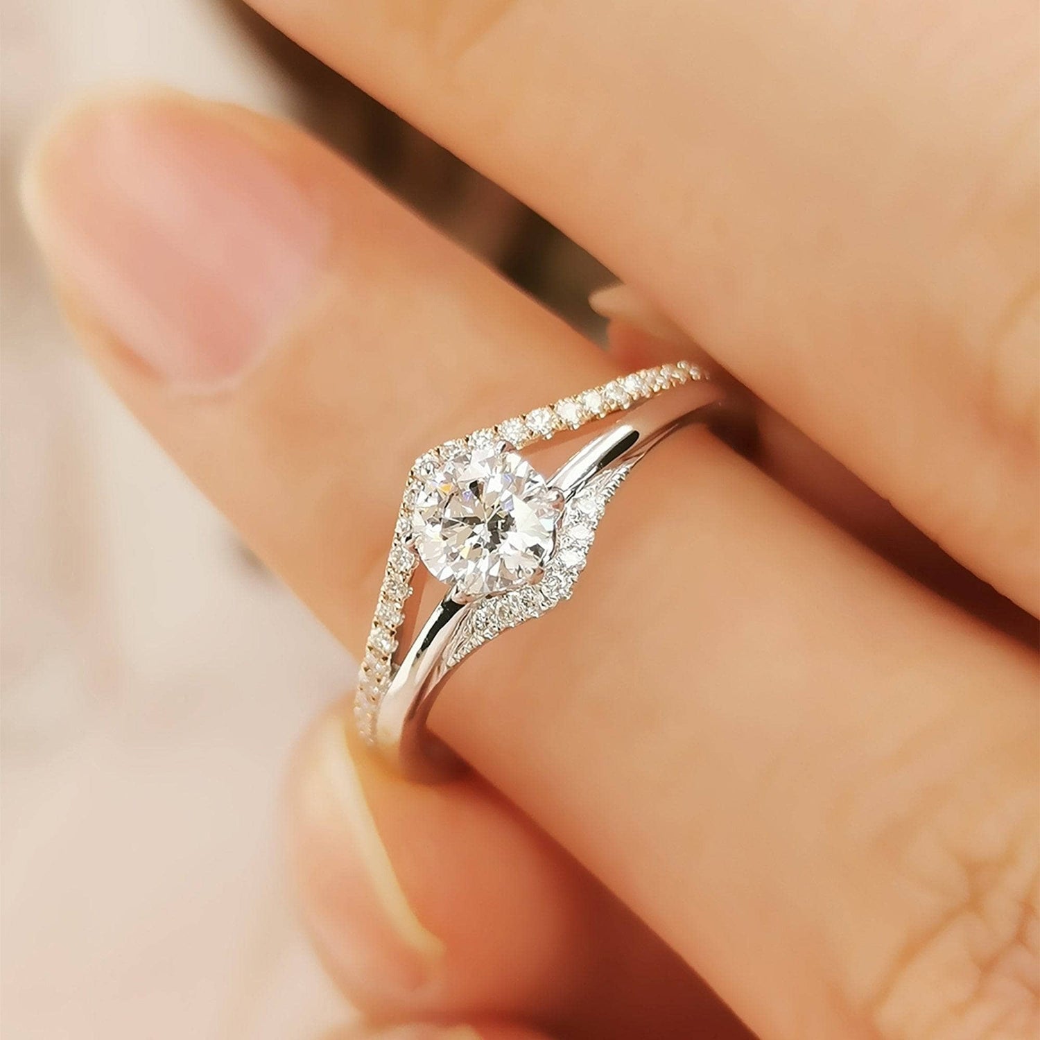 Minimalist Round Cut Moissanite Wedding Ring Set - Black Diamonds New York