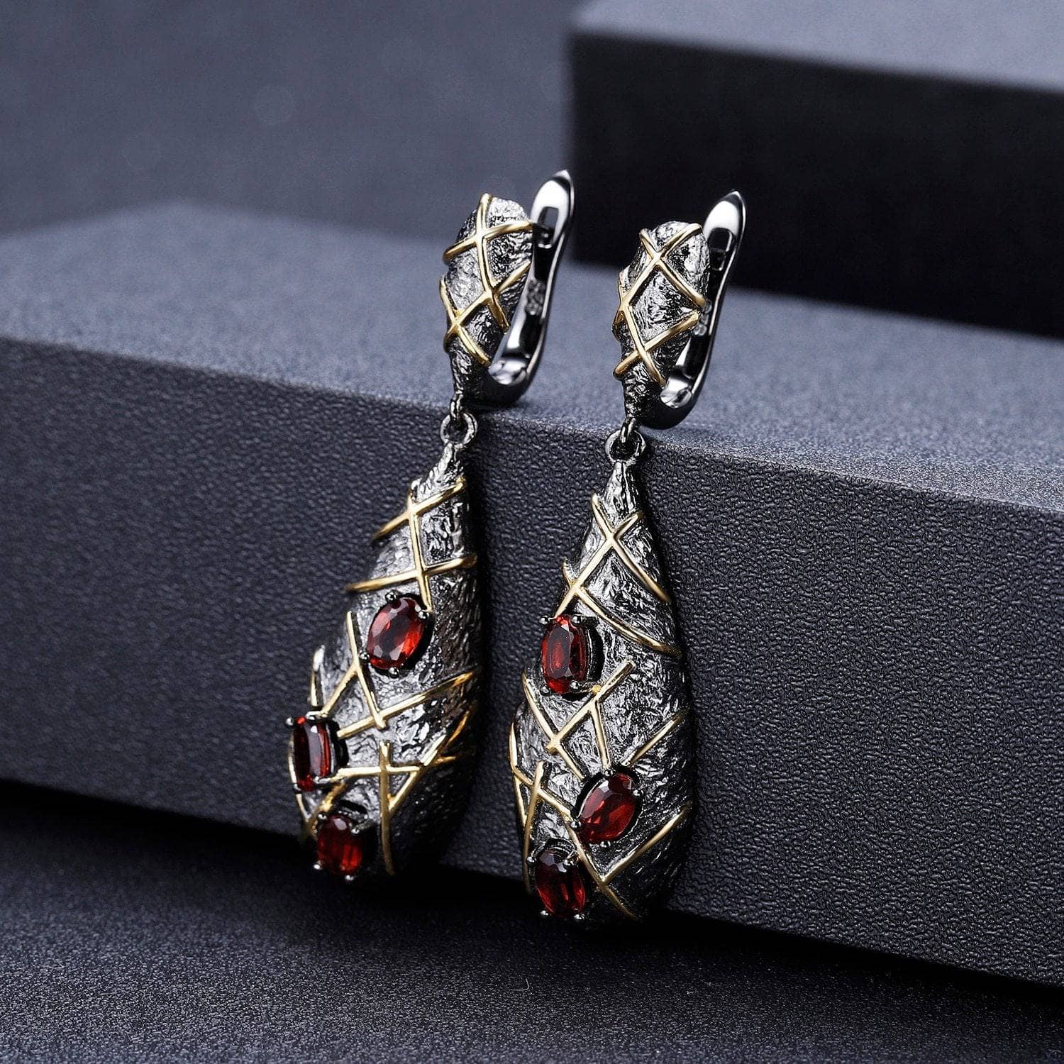 Natural Red Garnet Gemstones Jewelry Set-Black Diamonds New York