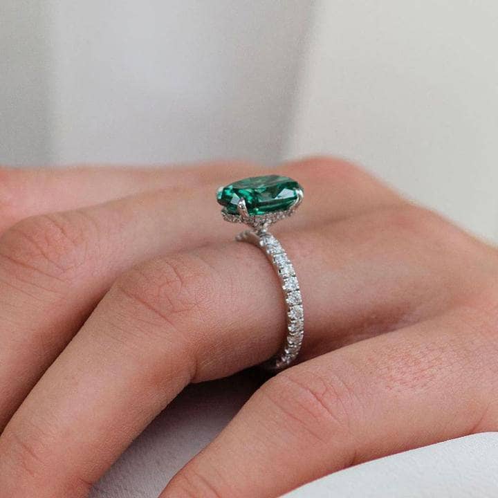 Oval Cut Emerald Green Sona Simulated Diamond Engagement Ring