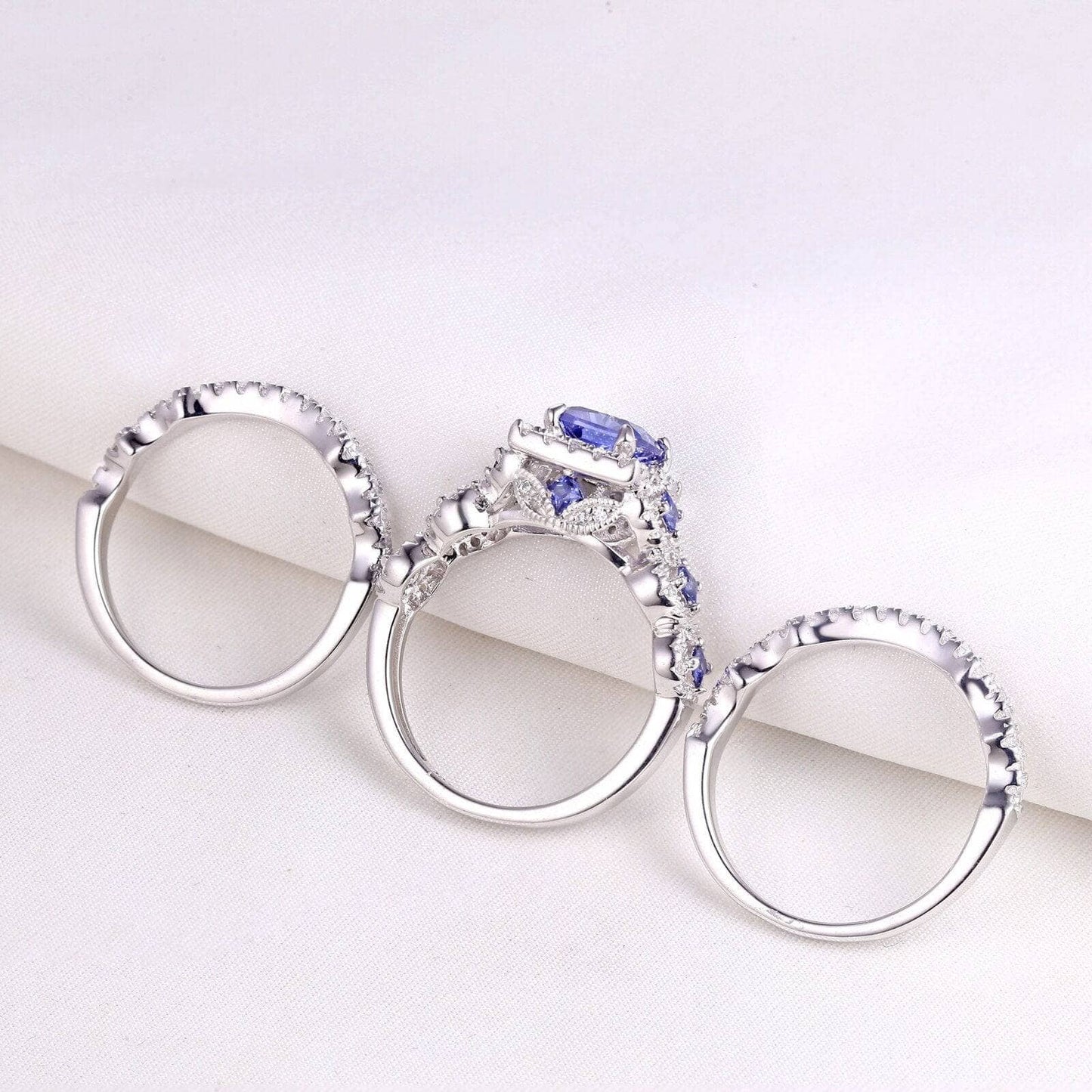 Purple Blue Princess Cut Tanzanite Gemstone Engagement Ring
