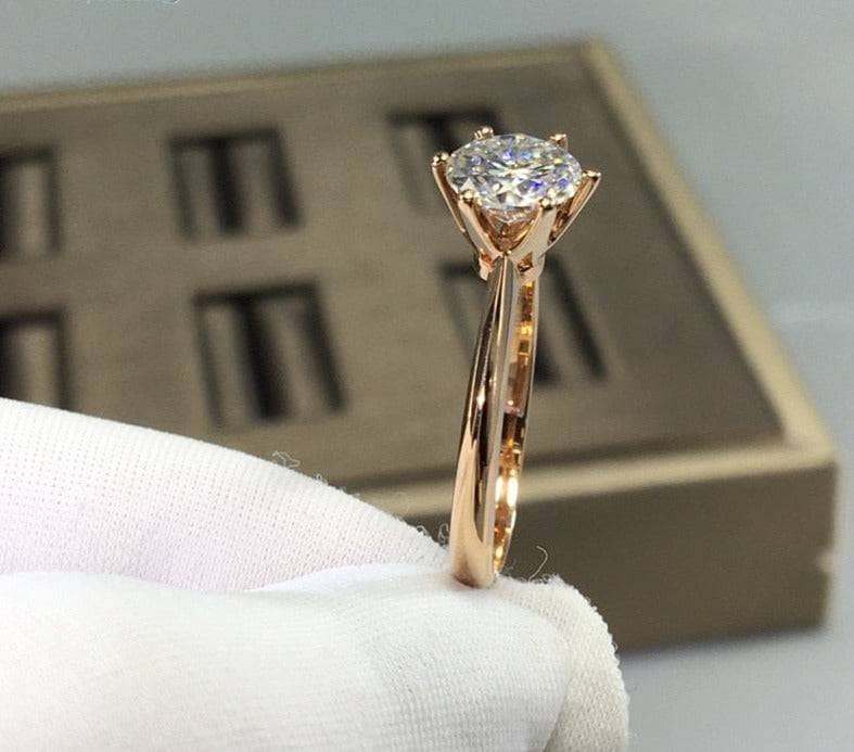 Round Cut 1-3ct Moissanite Engagement Ring-Black Diamonds New York