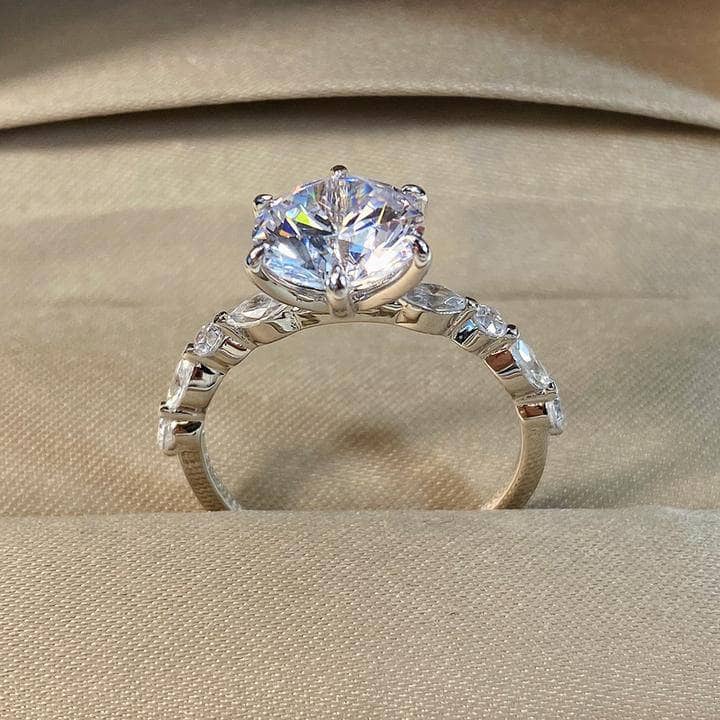 Round Cut Certified Moissanite Engagement Ring-Black Diamonds New York