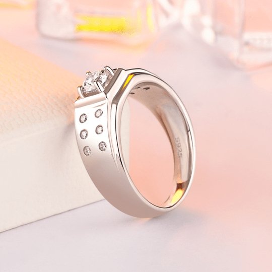 Round Cut Men's Wedding Ring-Black Diamonds New York