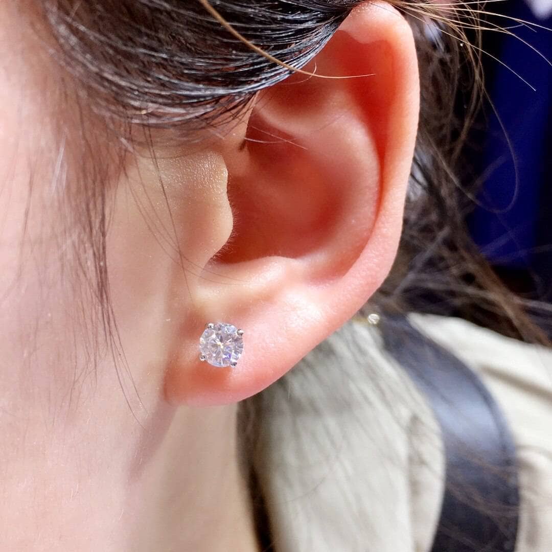 Round-cut Moissanite Diamond 4 Claws Stud Earrings - Black Diamonds New York