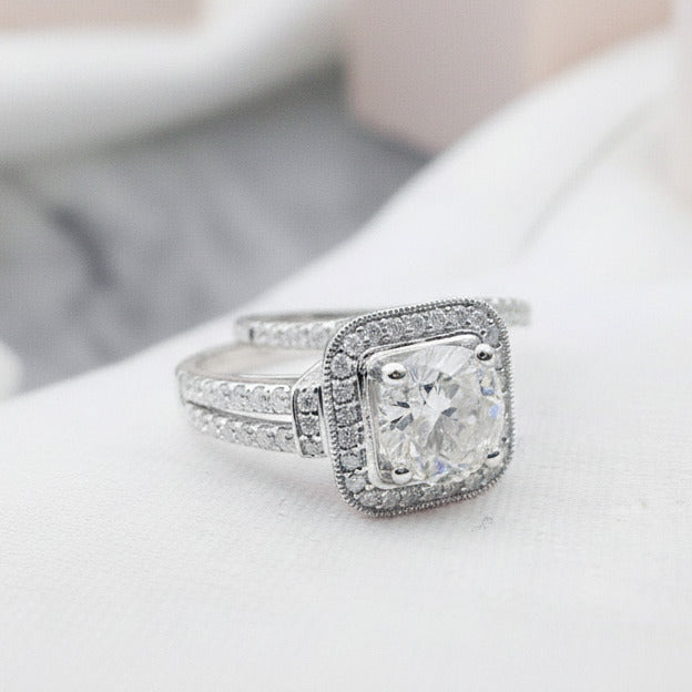 Round Cut Diamond Minimalist Engagement Ring Set-Black Diamonds New York