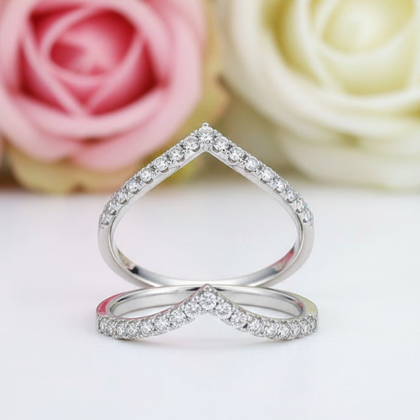 Round Diamond V Ring Band-Black Diamonds New York